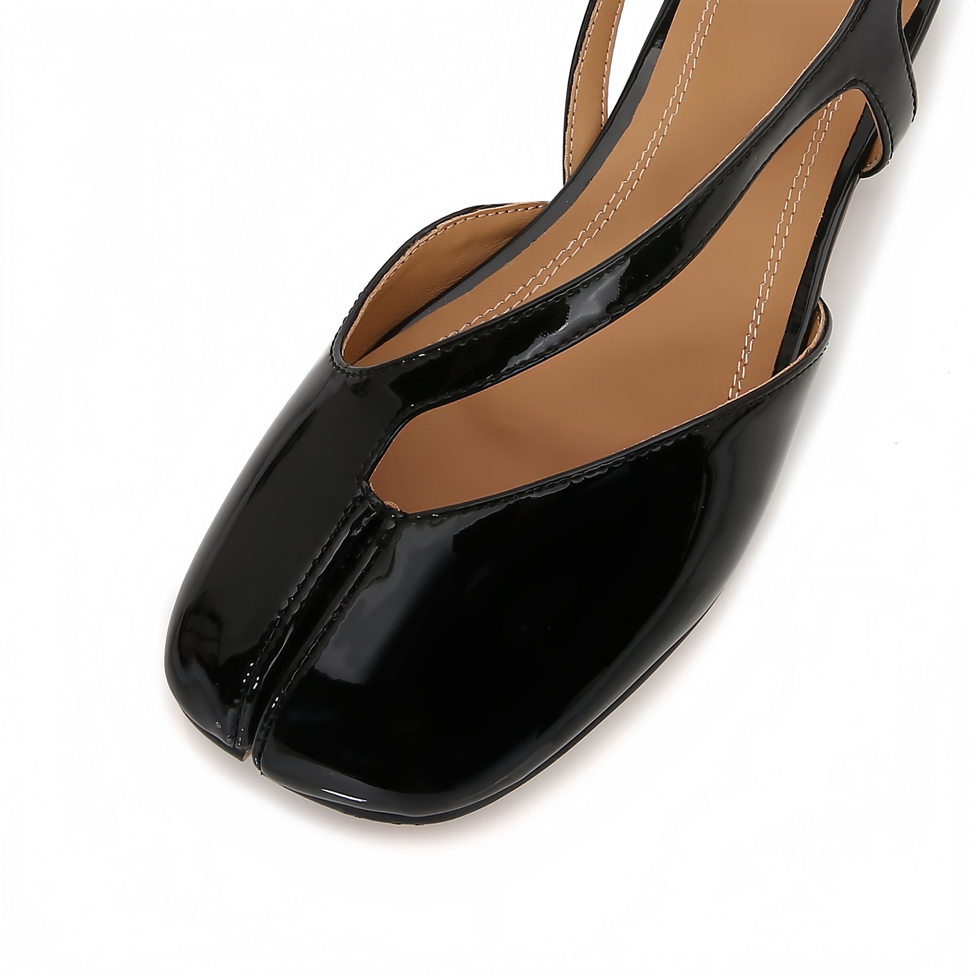 color:black