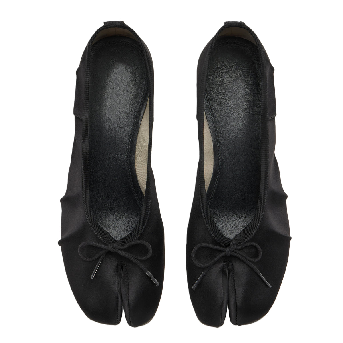 color:blacksd