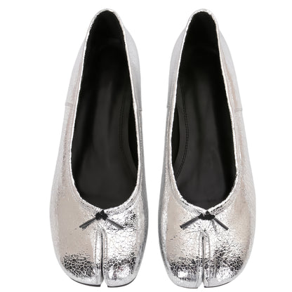 color:silver